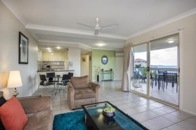 One-Bedroom-Apartment-Airlie-Beach-5