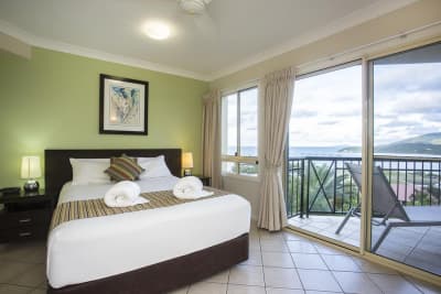 One-Bedroom-Apartment-Airlie-Beach-7