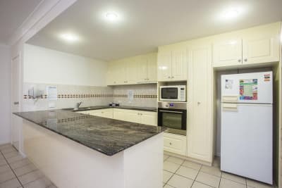 Whitsundays-Penthouse-Apartments-12