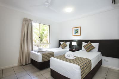 Two-Bedroom-Apartments-Airlie-Beach-14