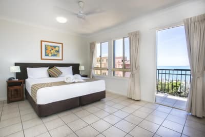Two-Bedroom-Apartments-Airlie-Beach-6